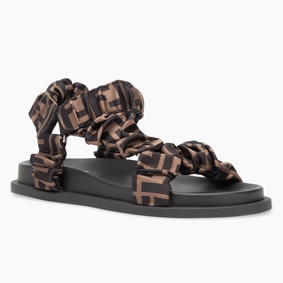 Fendi Black and Brown Logo Sandals - Picture 5 of 11